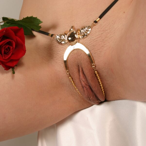 string-ouvert-fleur-rose-perles-or