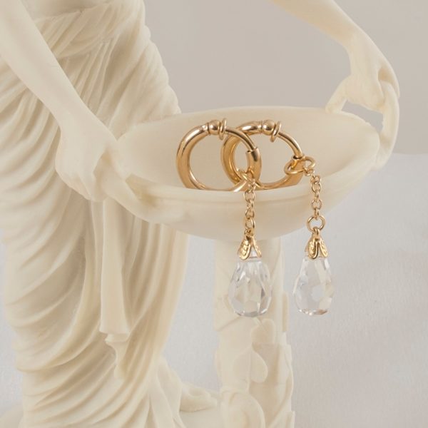 vulva-jewelry-ring-gold-drop-crystal