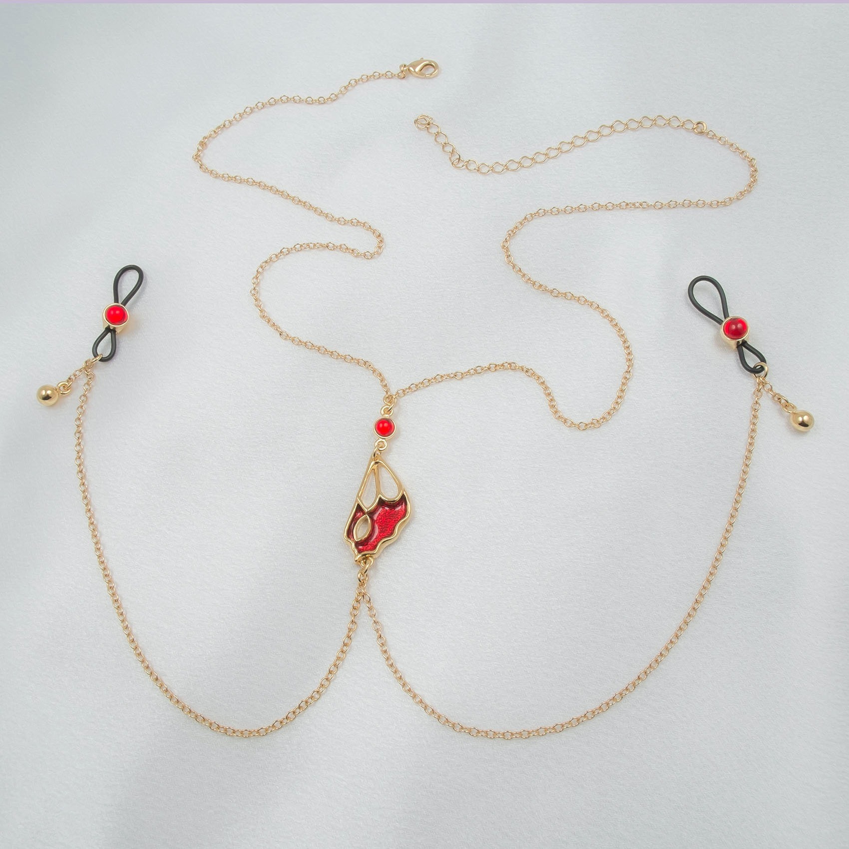 jewel-intimate-breasts-naked-necklace-gold-red