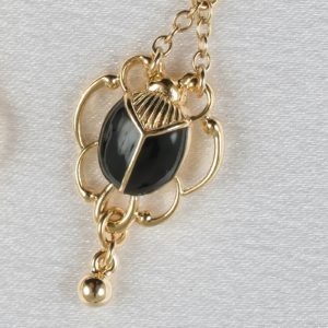 jewel-body-breasts-scarabs-gold-black