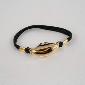 bracelet-penis-shape-mouth-woman