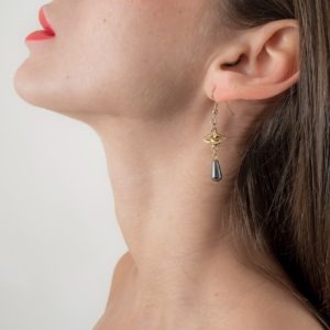 sexy-earrings-kiss-gold