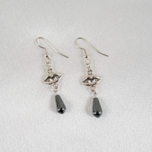 bijoux-oreilles-sexy-baiser-argent