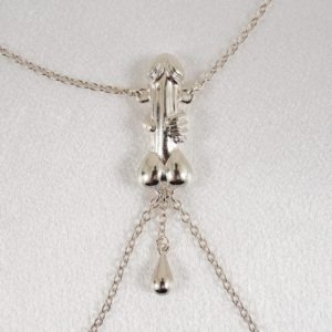 collier-penis-femme-seins-design-argent