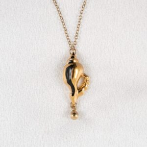 pendentif-femme-coquillage-sculpture-or-noir