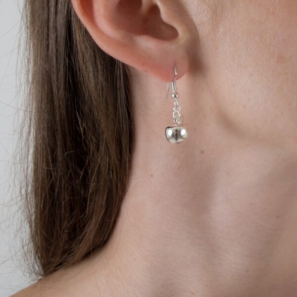jewel-earrings-fruit-apple-silver