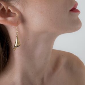 flower-gold-pistil-earring